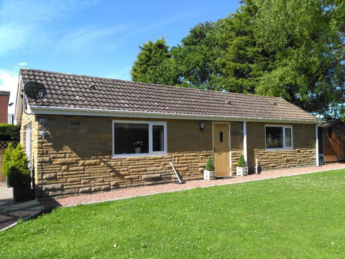 Oaktree Lodge Doncaster Exterior photo